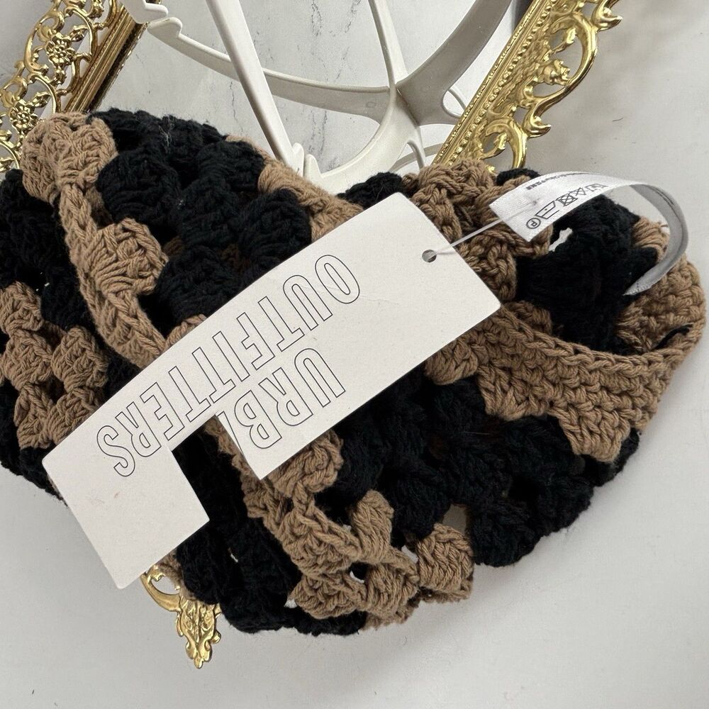 Vtg Style Crochet Granny Square Beanie Hat Boho Slouchy Skull Cap Black Tan Knit - Picture 7 of 7